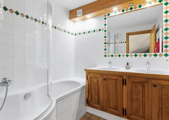 4-bedroom Mountain In By Guestlee Alpstuga